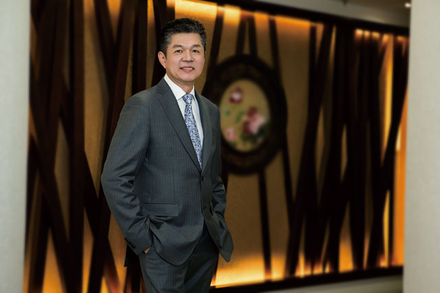 带着梦想起飞——安利大中华总裁颜志荣先生2018新年专访